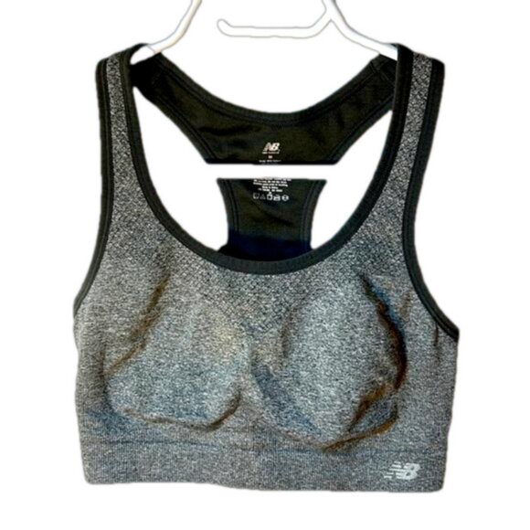 New Balance Sports Bra Size Medium - Picture 2 of 4